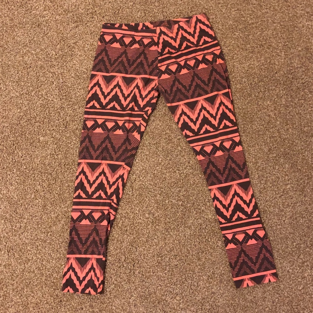 Charlotte Russe Capri leggings